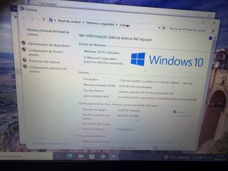 Ordenador portátil Lenovo gris