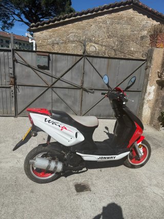 Scooter Jonway W-A 50cc 4T - 520km