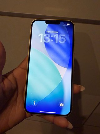 iPhone 14 Plus Amarillo