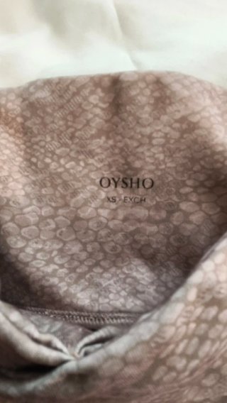Leggings Oysho efecto piel serpiente