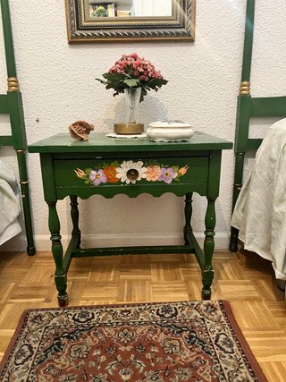 (LIQUIDACIÓN) Conjunto 2 camas verdes y mesilla