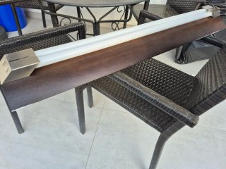 Plafón techo madera oscura