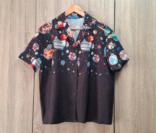 Camisa manga corta Shein Planetas XL Nueva