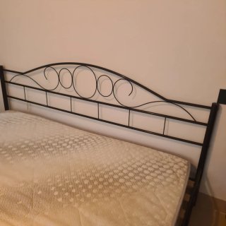 Cama Matrimonial con Colchón 180