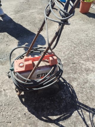 Hidrolimpiadora Stihl (averiada)