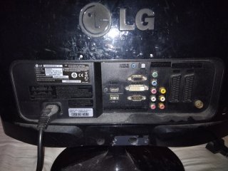 TV LG Flatron M1962D 19 HD Monitor TV