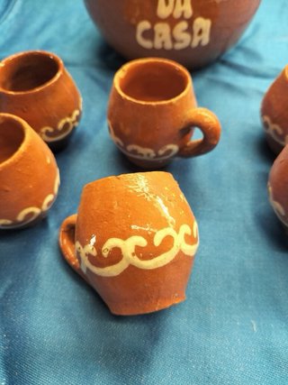 Conjunto Garrafa e 6 Cálices Barro