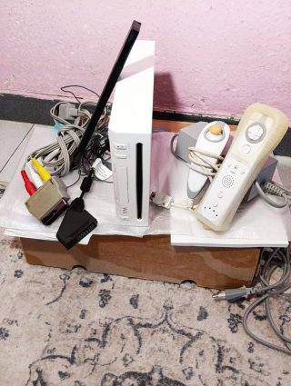 Nintendo Wii Blanca con Accesorios