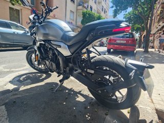 Moto Voge 500AC Naked Gris/Negra