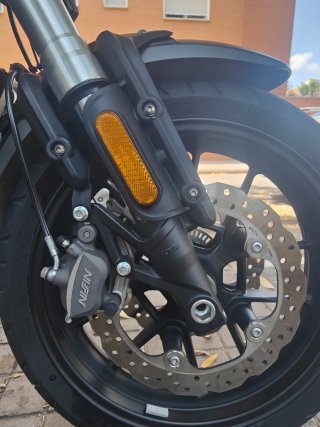 Moto Voge 500AC Naked Gris/Negra