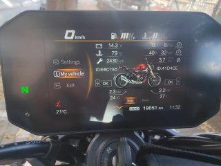 Moto Voge 500AC Naked Gris/Negra
