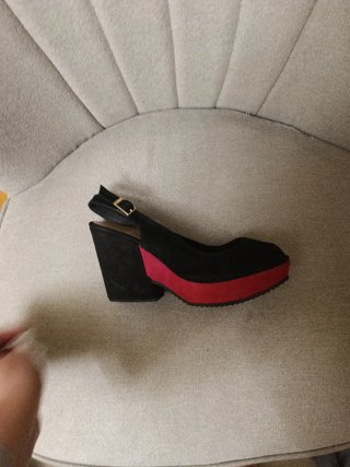 Zapatos de tacón negros talla 38