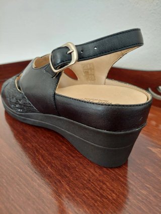 Sandalias negras mujer