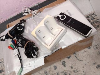 Cargador y mandos para Nintendo Wii