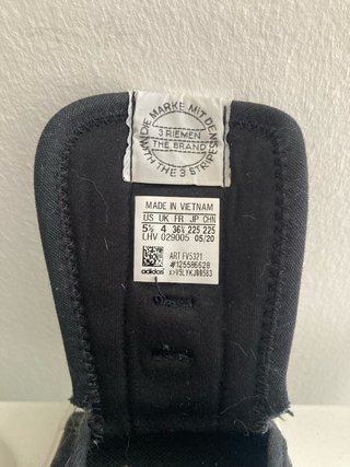 Zapatillas Adidas Nizza Negras y Blancas