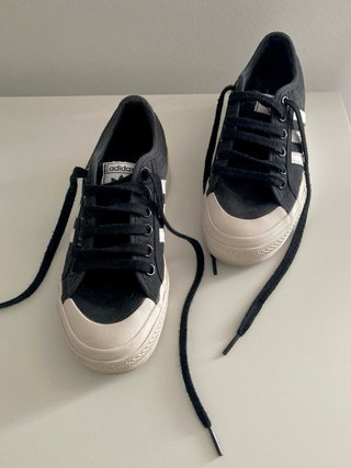 Zapatillas Adidas Nizza Negras y Blancas