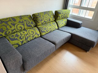 Sofá chaise longue 3 plazas gris y verde