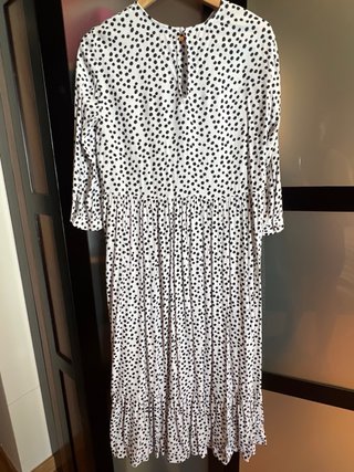 Vestido Zara lunares blanco y negro