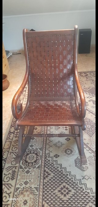 Mecedora Vintage Madera y Cuero