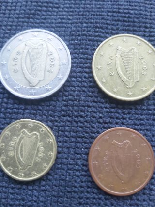 Lote 4 Monedas Euro distintas de Irlanda