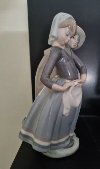 Figura lladro como nueva.  Escucho ofertas