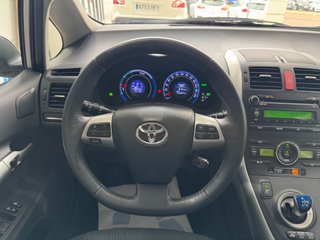 Toyota Auris 1.8 Híbrido Active