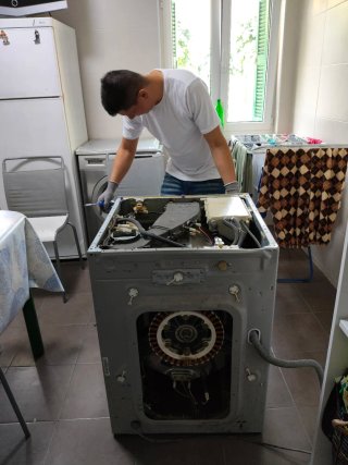 Reparación y mantenimiento de lavadoras y frigorif