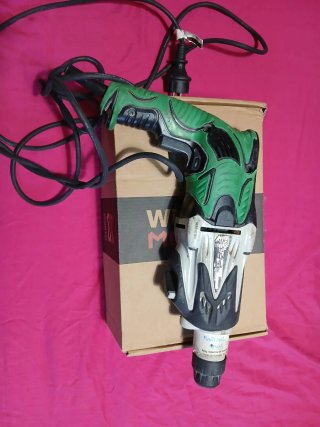 Taladro percutor Hitachi Buen estado