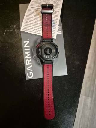 Garmin Forerunner 235 Negro/Rojo
