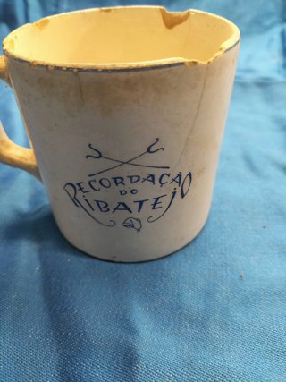 Caneca antiga Sacavém
