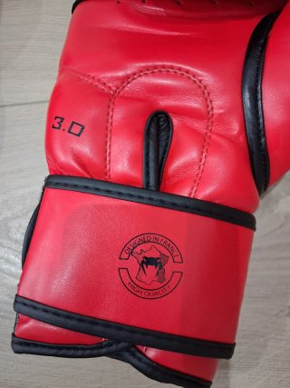 Guantes Boxeo Venum 3.0 Negros/Rojos 16oz