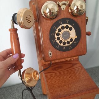 Teléfono Antiguo de Pared , decoración