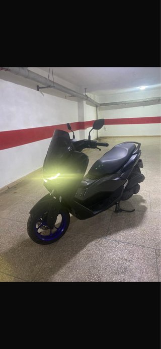 Yamaha Nmax 2025 Negra