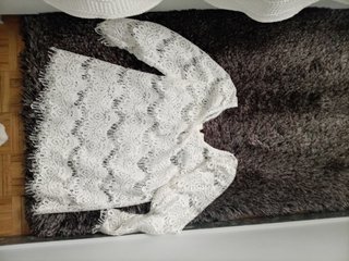 Blusa de encaje blanco