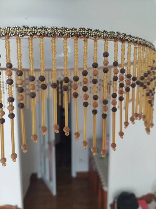 Lámpara de techo cristal y madera