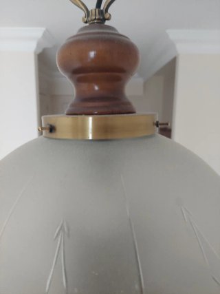 Lámpara de techo cristal y madera