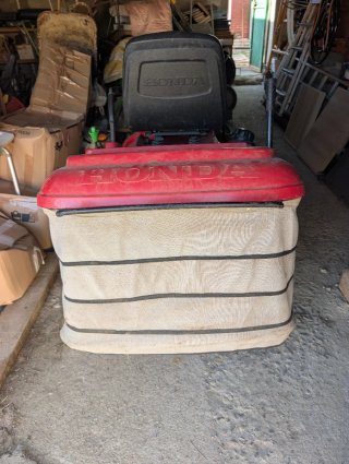 Tractor Cortacésped Honda HF2622