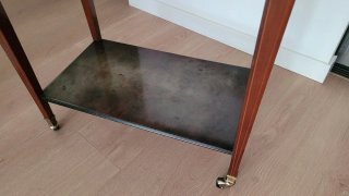 Mesa auxiliar clásica vintage de madera - regalo