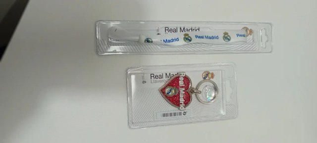 REAL MADRID, LLAVERO Y PULSERA