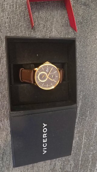 Reloj Lotus Multifunction (Excelente estado)