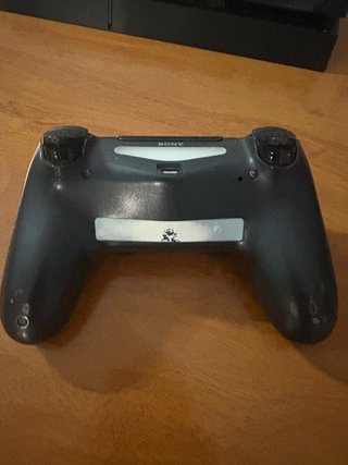 PS4 (PlayStation 4) + 2 Mandos + 3 Juegos