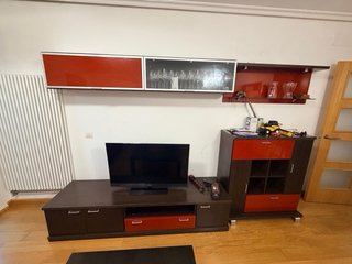Conjunto Muebles Salón y Sofás Rojos