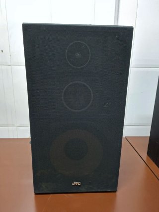 Altavoces JVC Negros