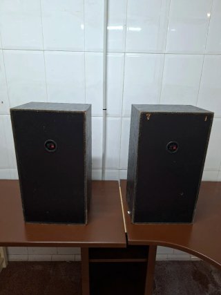 Altavoces JVC Negros