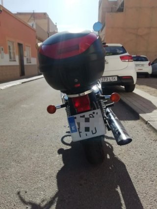 Suzuki Intruder 250cc Negra