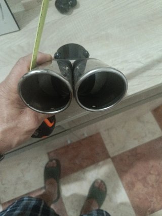 Cola de escape doble