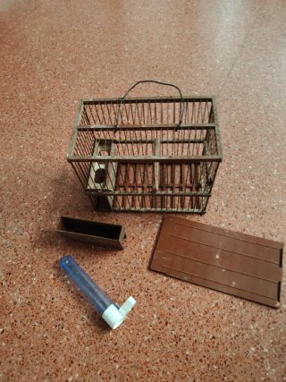 Jaula para pájaros (canarios, jilgueros)