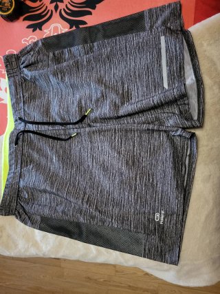 2 pantalones cortos Kalenji XL