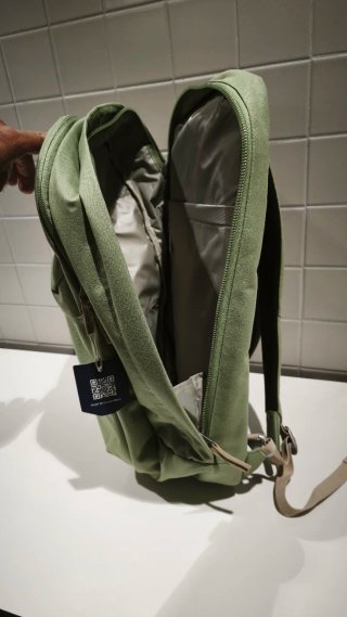 Mochila Osprey Arcane 28L Verde Oliva