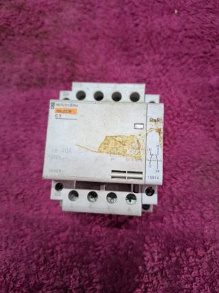 Protector Motor Merlin Gerin 40A